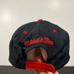 Mitchell & Ness Bulls Hat Photo 3