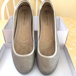 Bandolino , Manderio Sparkle Glitter Slip on Flats Women's Size 9.5 Photo 2