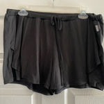 Vince Camuto  Black Shorts Size X-Large Photo 0
