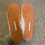 New Balance Women's 555 V1 Sneaker Retro Style Overcast/Champagne Metallic Photo 7