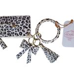 Leopard Print Card Holder and Keychain Set Black Photo 8