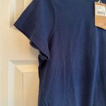 Brooks Women's Navy Blue T-Shirt Photo 4