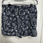 Maurice's Maurice’s Size Large Blue Print Shorts Photo 4