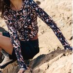 Free People #98 NWT Right On Run Printed Long Sleeve Layer in Tortosie Shell Photo 0