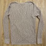 EXPRESS Women's Blush V-Neck Sweater Photo 2