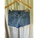 PacSun Women's 99% Cotton Frayed Raw Hem Stretch Mom Denim Jeans Shorts 26 Photo 2