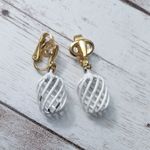 Trifari Vintage  Clip On Earrings Off White Dangle - Paint Chipping Photo 1