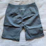Amazon Aurola Intensify Shorts Photo 2