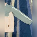 Voyager Jacket/Hoodie in Light Pink Size M Photo 3