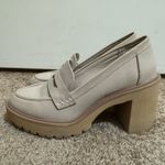 Beige block heel loafers Tan Size 6.5 Photo 1