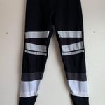 Lilybod  Black, Gray, & White Jade Super Burst Legging Photo 2