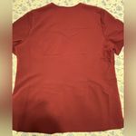 FIGS NWOT  Burgundy Technical Collection Scrub Top Size XL Photo 5