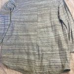 Columbia  top Photo 3