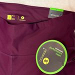 Xersion *NWT* ‎ maroon capri athletic leggings small Photo 4
