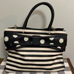 Betsey Johnson woman black and white striped shoulder/crossbody bag Photo 1