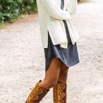 White Mountain NWT! Snake regular tall shaft boots 5M Photo 6