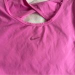 Nike  Size S/M Pink Women's Crop Top Twist Back - no tags Photo 4