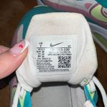 Nike Air Max 270 Shoes Photo 1