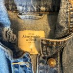Abercrombie & Fitch Abercrombie &‎ Fitch Denim Jacket Distressed Jean Jacket Casual S Photo 3