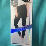 Tinseltown  High Rise Skinny Jeans Sea Glass Size 11. NWT Photo 9
