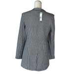 T Tahari NWT  Houndstooth One Button Blazer Viscose Blend Photo 4