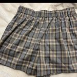 Full Tilt  plaid pleated shorts in medium Photo 6