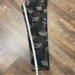 American Eagle Green Camo Corduroy Super Stretch Mom Jean Pants Womens Size 6 Photo 8