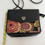 Brighton  Bloom Small Black Leather Roses Wallet Organizer Crossbody Clutch‎ Photo 8