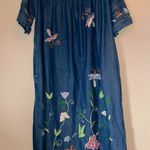 Quacker Factory Short Sleeve Denim Dress with Floral Embroidery Sz Medium Blue Photo 0
