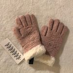 Urban Outfitters New  knit gloves Photo 0