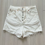 Levi's Ribcage Shorts Photo 0