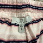 Ivory Ella Womens  shorts Photo 3