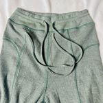 Boutique NEW Green Waffle Leggings Photo 9