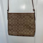 Coach  crossbody purse Photo 4