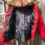 Celebrity Pink Red Puffer Jacket with Fur Hood L Juniors Photo 6