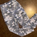 Hollister Ultra High Rise Jogger Pants in Grey Camo - size small Photo 1