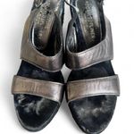 Donald Pliner  MADE IN‎ ITALY VELVET EMBROIDERED WEDGE SANDALS SIZE 7 Photo 5