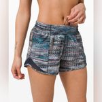 Lululemon Hotty Hot Short *Long 4” in Digital Oasis Grey / Navy - Size 10 TALL Photo 2