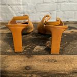 Richard Tyler Couture Sling Back Pumps Tan Size 8.5 Photo 4