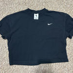 Nike  Black Cropped Shirt Tee Photo 0