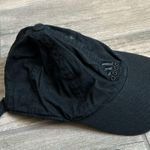 Adidas Black  baseball hat Photo 3