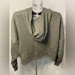 Under Armour Olive Green Cropped Hoodie Size large Photo 5