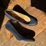 Sofft Comfort Fit Navy Blue Leather Women’s Palisade Pumps Size 8.5M Cork heel Photo 3