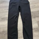 Yogalicious  Lux Black Capri Leggings size S Photo 2