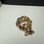 AJC Kitty Cat & Christmas Holly Berry Wreath Enamel Brooch Pin Gold Tone Signed Photo 14