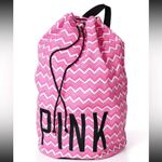 PINK - Victoria's Secret  duffle laundry bag beach bag large cinched top chevron Photo 1