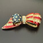 Vintage CAROLEE Stars & Stripes Bow Enameled Pave Rhinestones Patriotic Flag Pin Blue Photo 2