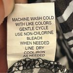 Blue Island Women’s  Black & White Patterned Swimsuit Cover Up Size Large Photo 7