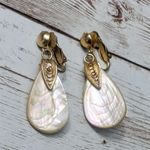 Vintage Clip On Earrings Teardrop Shape Mother of Pearl? Dangle Photo 9