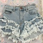 These Three Boutique  Photo 1